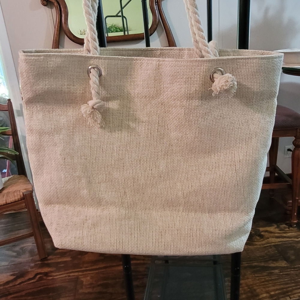 Lightweight Paper And Polyester Bag - image 2